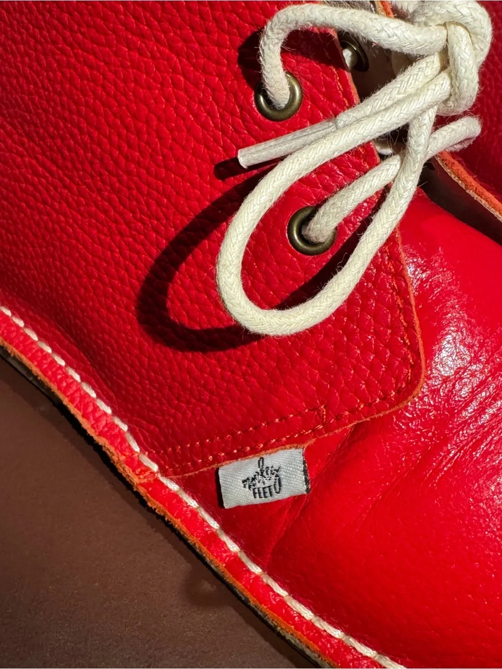 Monkey Feet Pebbled.  Red Leather Lace-Up Kids Boots EUC Youth 5-6
